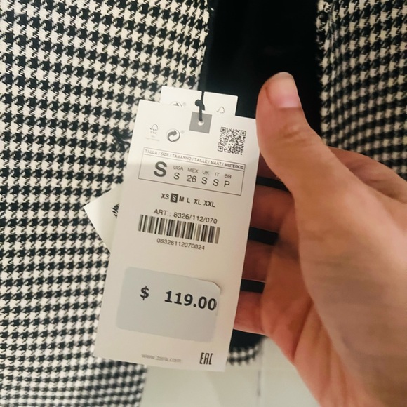 Zara Black and White Houndstooth Blazer size small - Picture 4 of 5